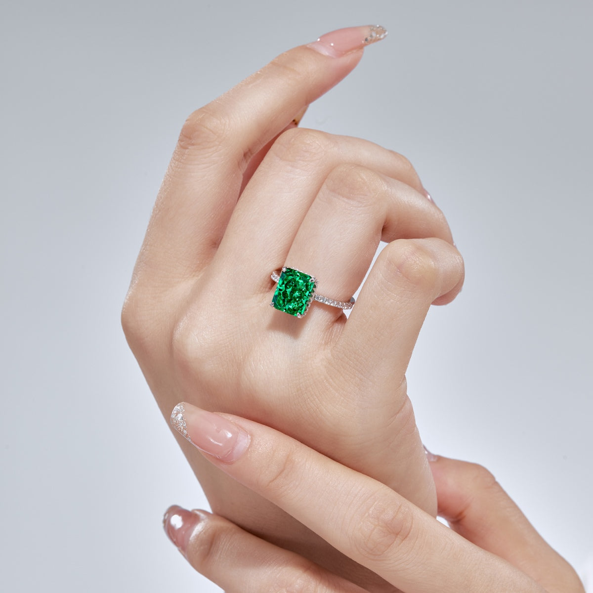 [Raffine] Anillo de compromiso de lujo de 4,0 quilates