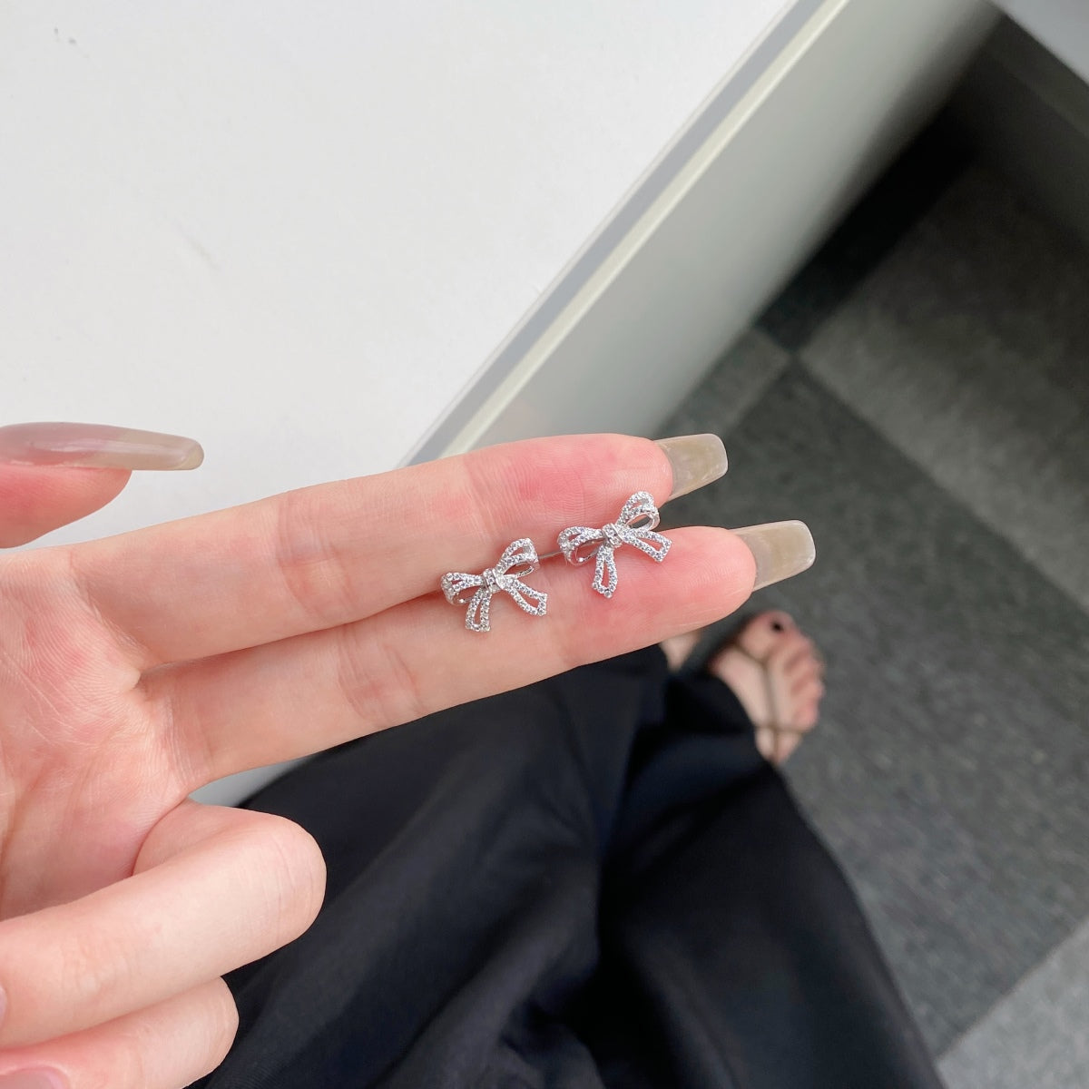 [Raffine]Dainty Bow Shape Earrings