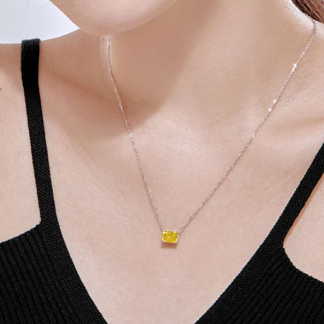 [Raffine] Collier coloré de forme carrée luxueuse