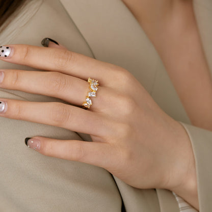 [Raffine] Anillo delicado de múltiples cortes