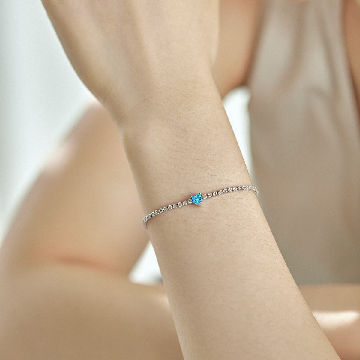 [Raffine] Pulsera elegante con forma de corazón romántico de 0,5 quilates