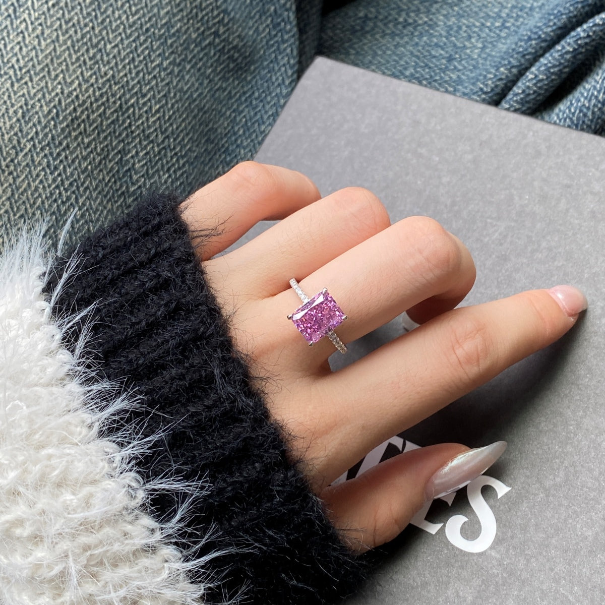 [Raffine] Anillo de compromiso de lujo de 4,0 quilates