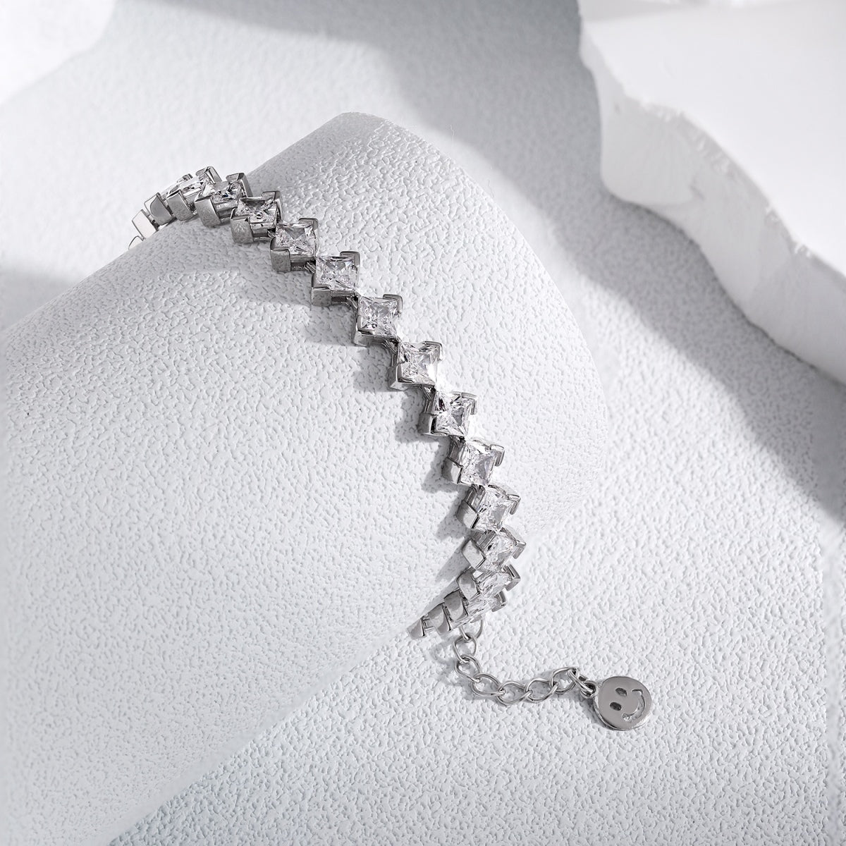 [Raffine] Pulsera diaria de corte princesa ornamentado de 0,5 quilates
