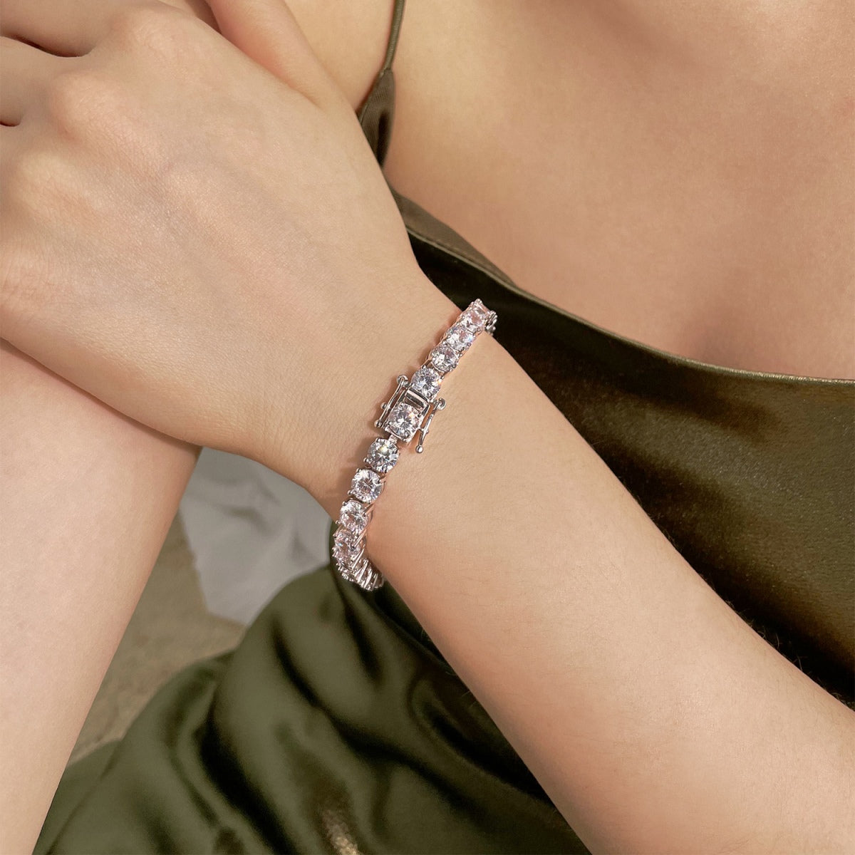 [Raffine] Pulsera nupcial de corte redondo deslumbrante de 0,75 quilates