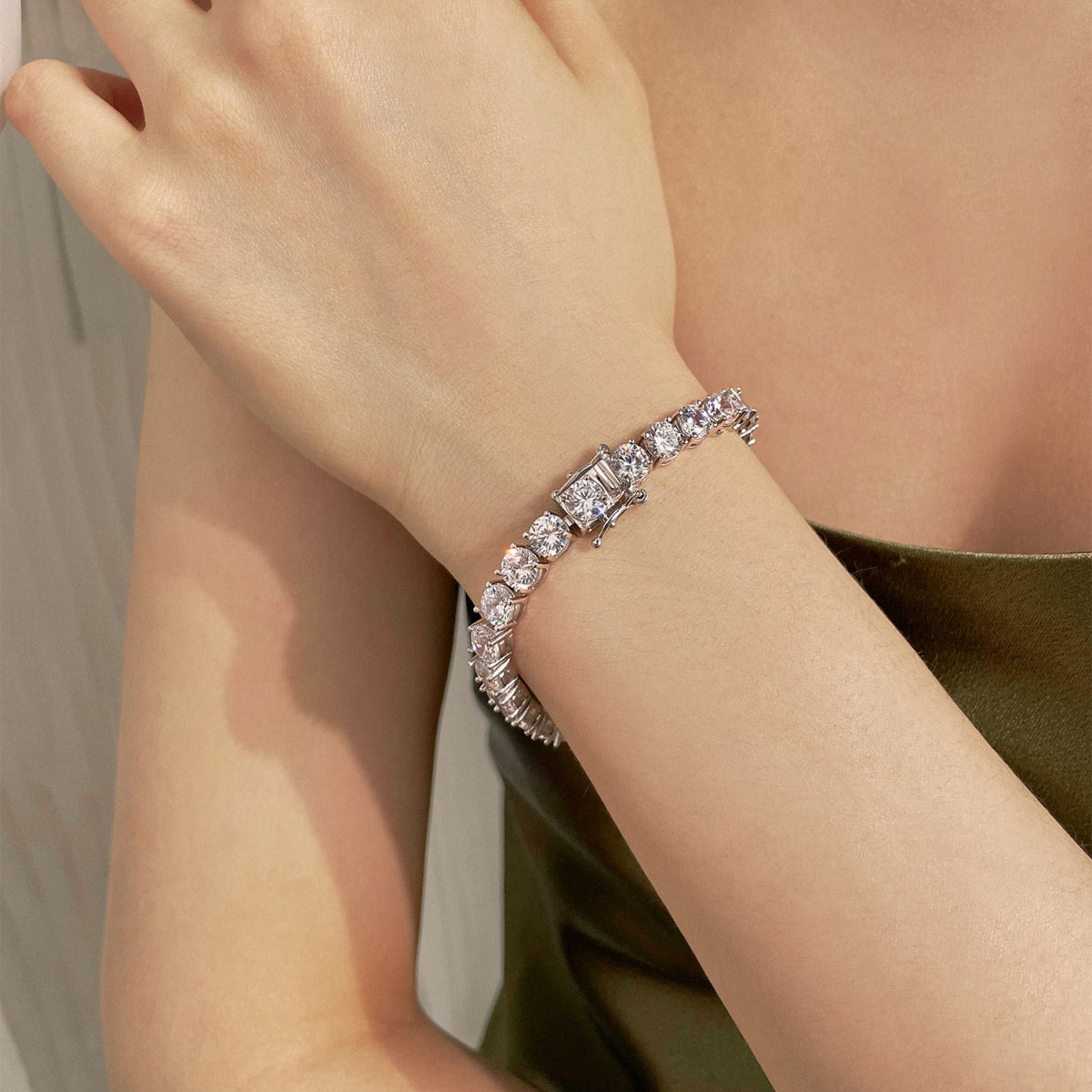 [Raffine] Pulsera nupcial de corte redondo deslumbrante de 0,75 quilates