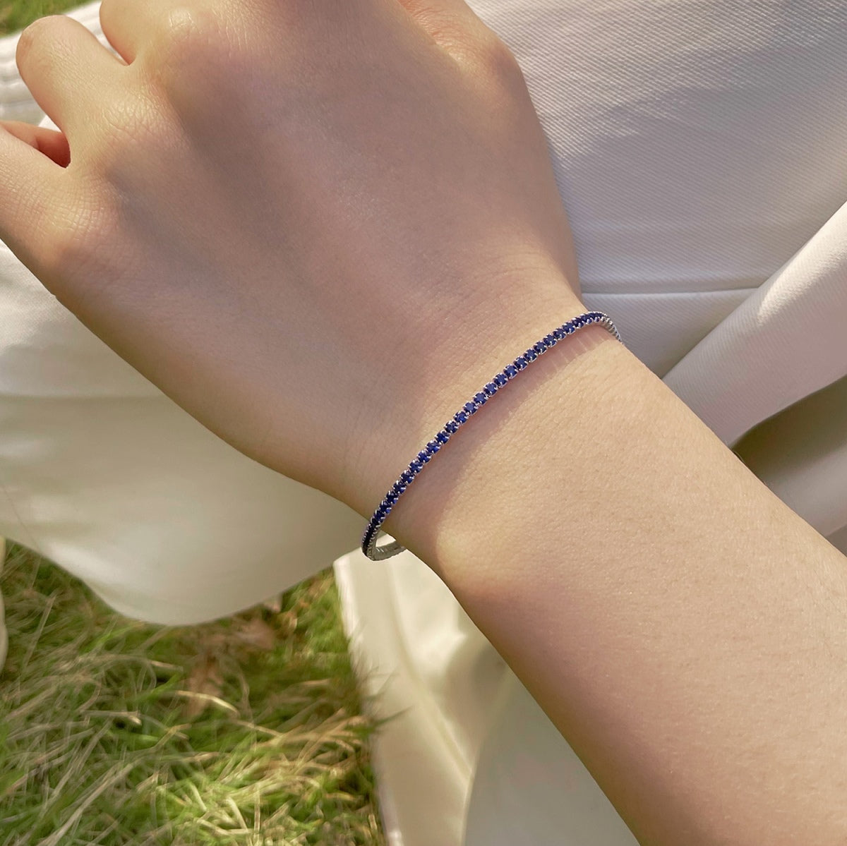 [Raffine] Pulsera de fiesta con corte redondo colorido y radiante