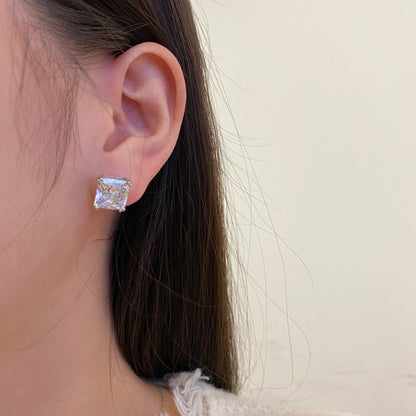 [Raffine]Delicate Square Shape Earrings