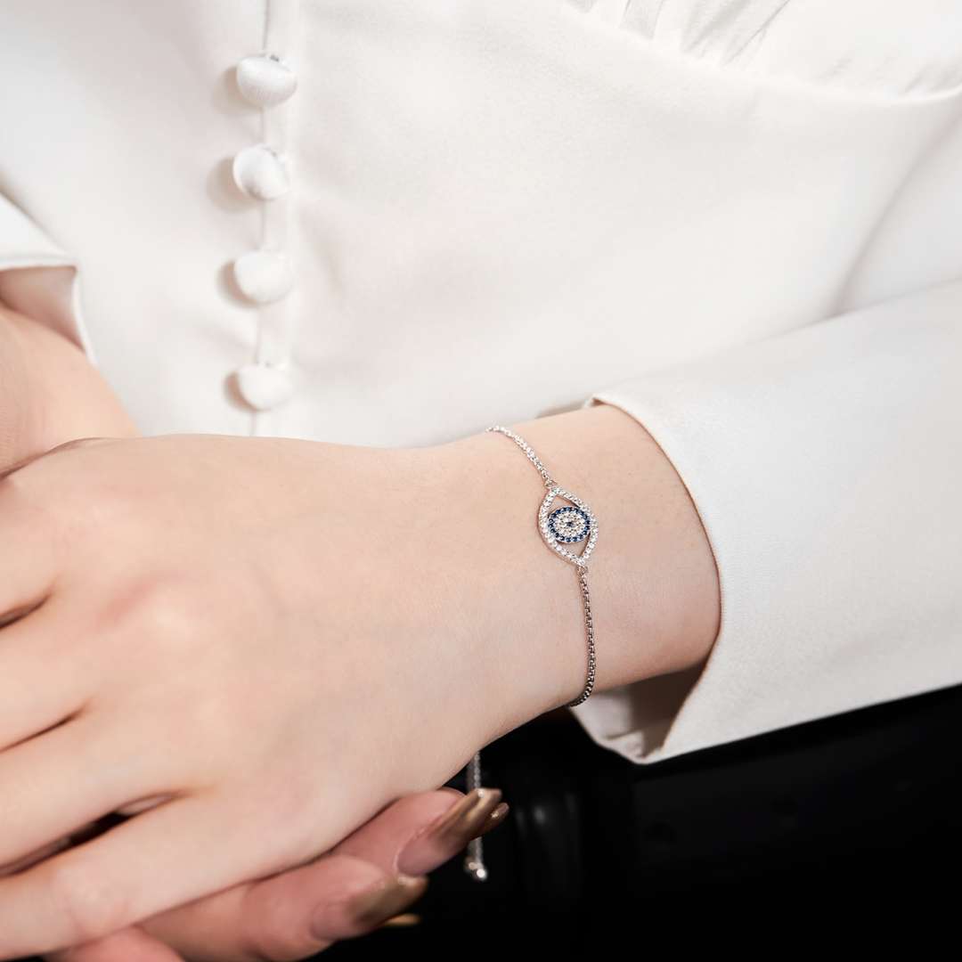 [Raffine]Collar con forma de ojo deslumbrante