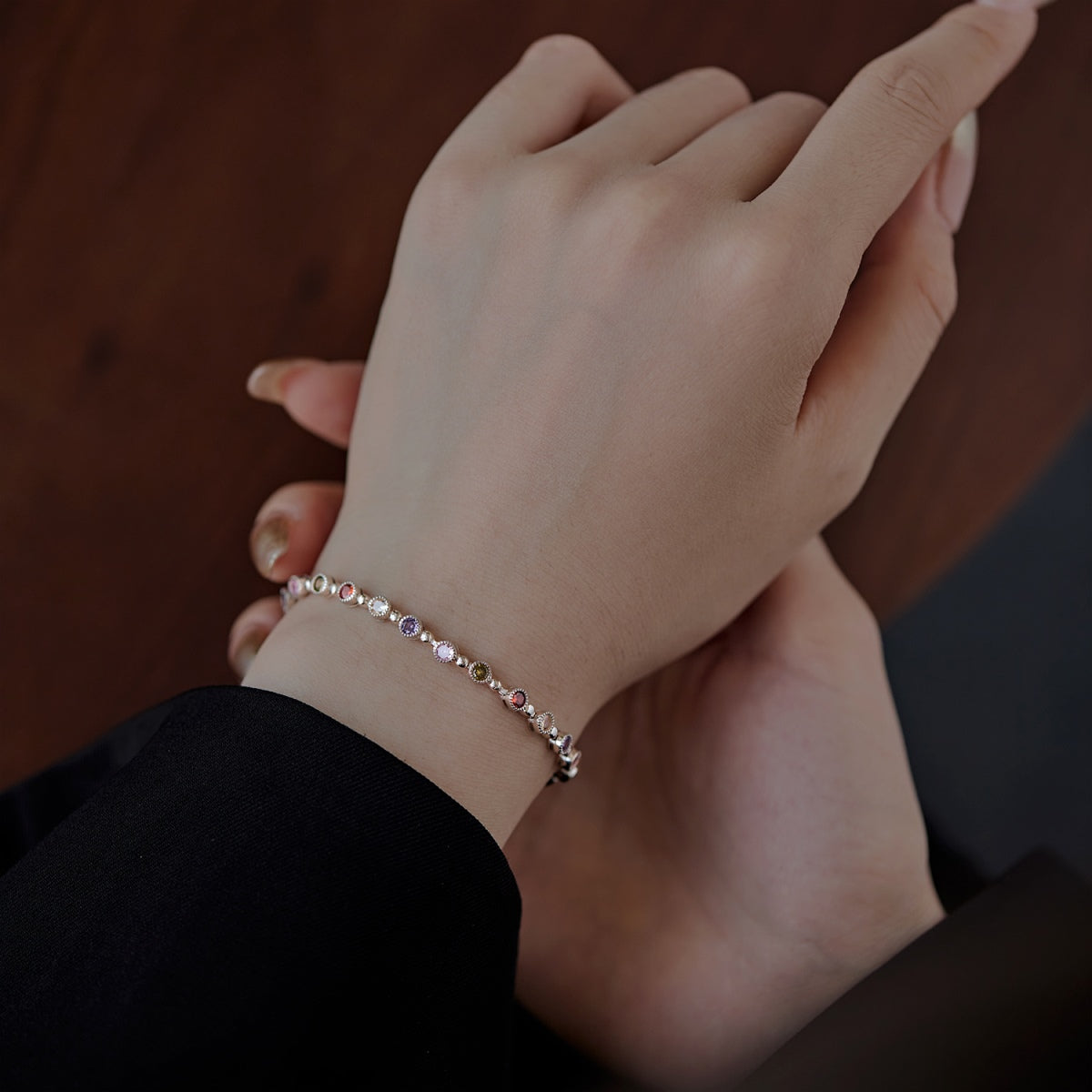 [Raffine] Pulsera de fiesta con corte redondo exquisito y brillante