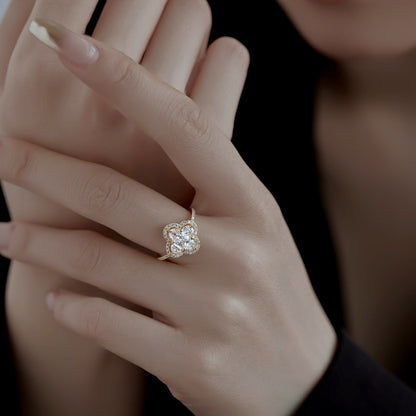 [Raffine] Lujoso anillo de banquete con forma de flor de eternidad