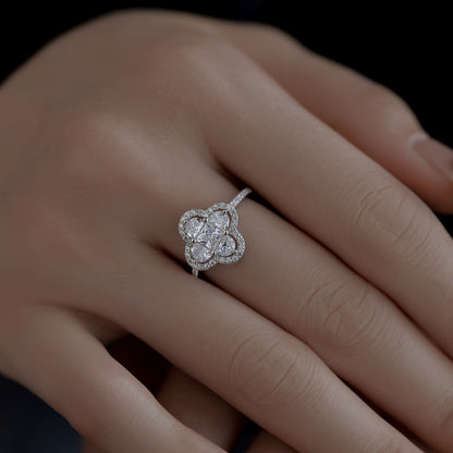 [Raffine] Lujoso anillo de banquete con forma de flor de eternidad
