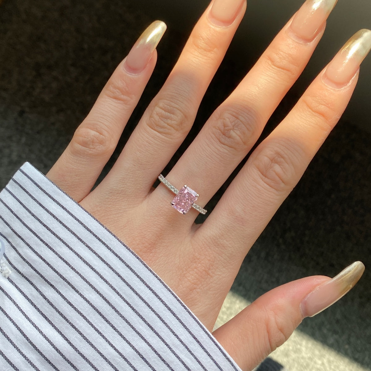 [Raffine] Anillo de fiesta de corte radiante y deslumbrante de 2.0 quilates