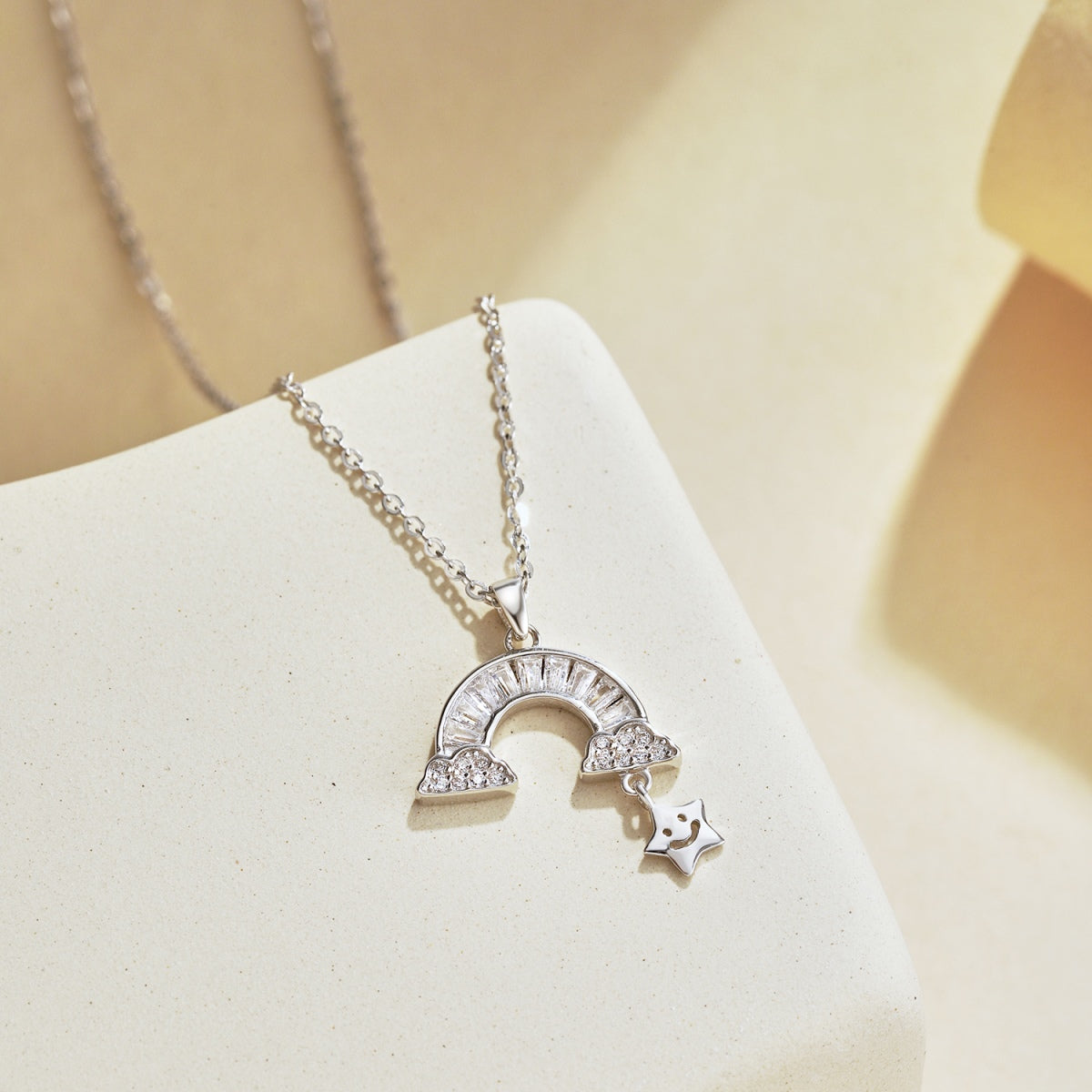 [Raffine]Unique Rainbow Star Necklace