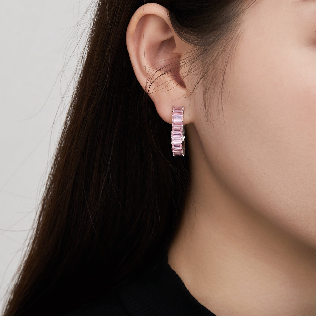 [Raffine]Radiant Heart Cutout Earrings