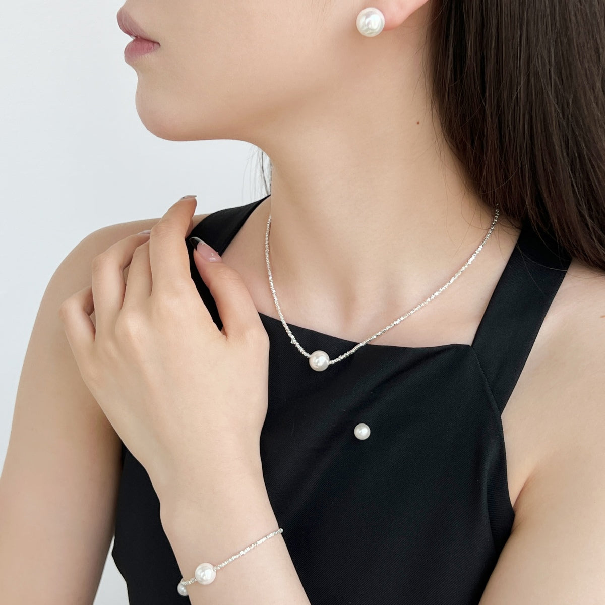 [Raffine]Delicate Pearl Earrings