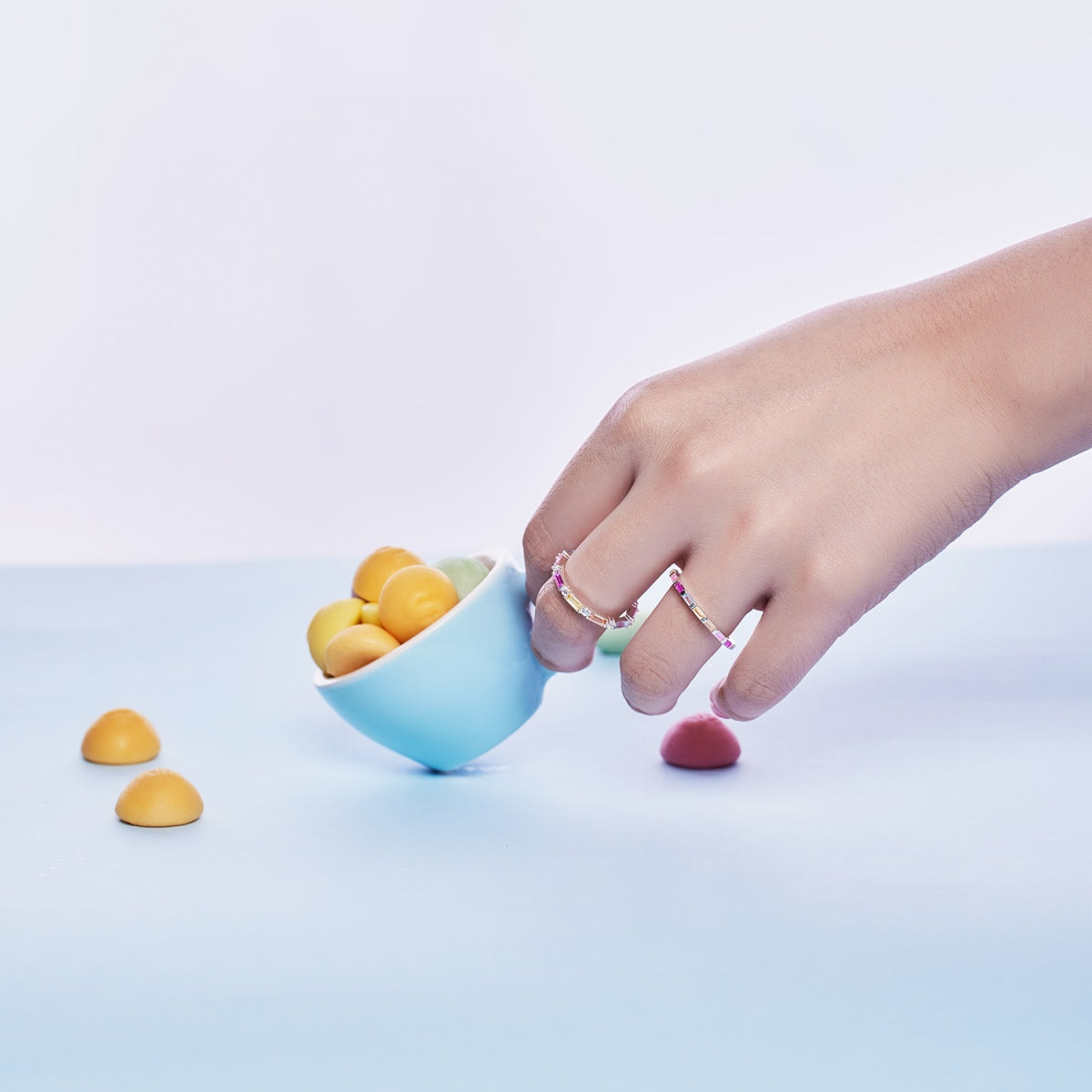 [Raffine] Anillo diario elegante con corte radiante y vibrante en tonos vibrantes