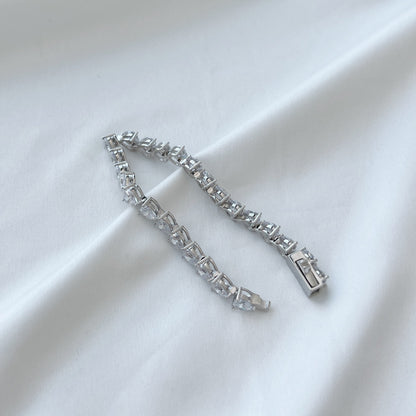 [Raffine] Pulsera elegante con forma de corazón romántico de 0,75 quilates
