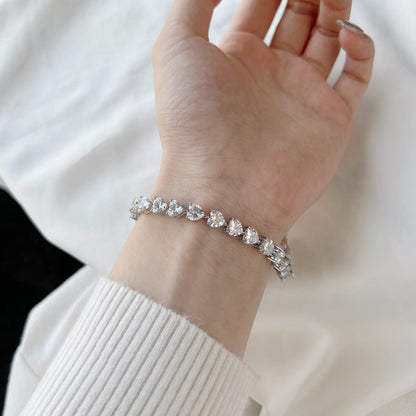 [Raffine] Pulsera elegante con forma de corazón romántico de 0,75 quilates