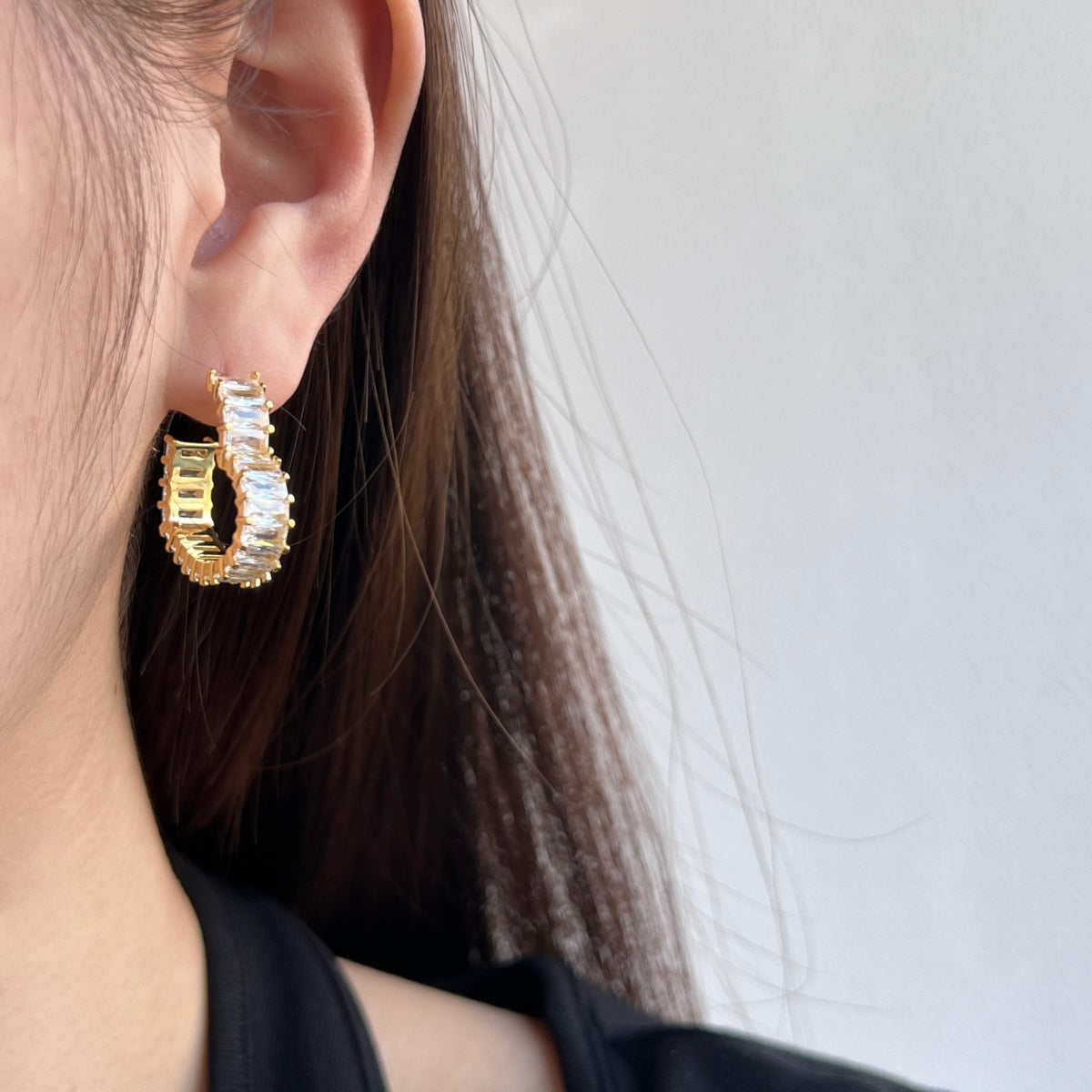 [Raffine]Radiant Heart Cutout Earrings