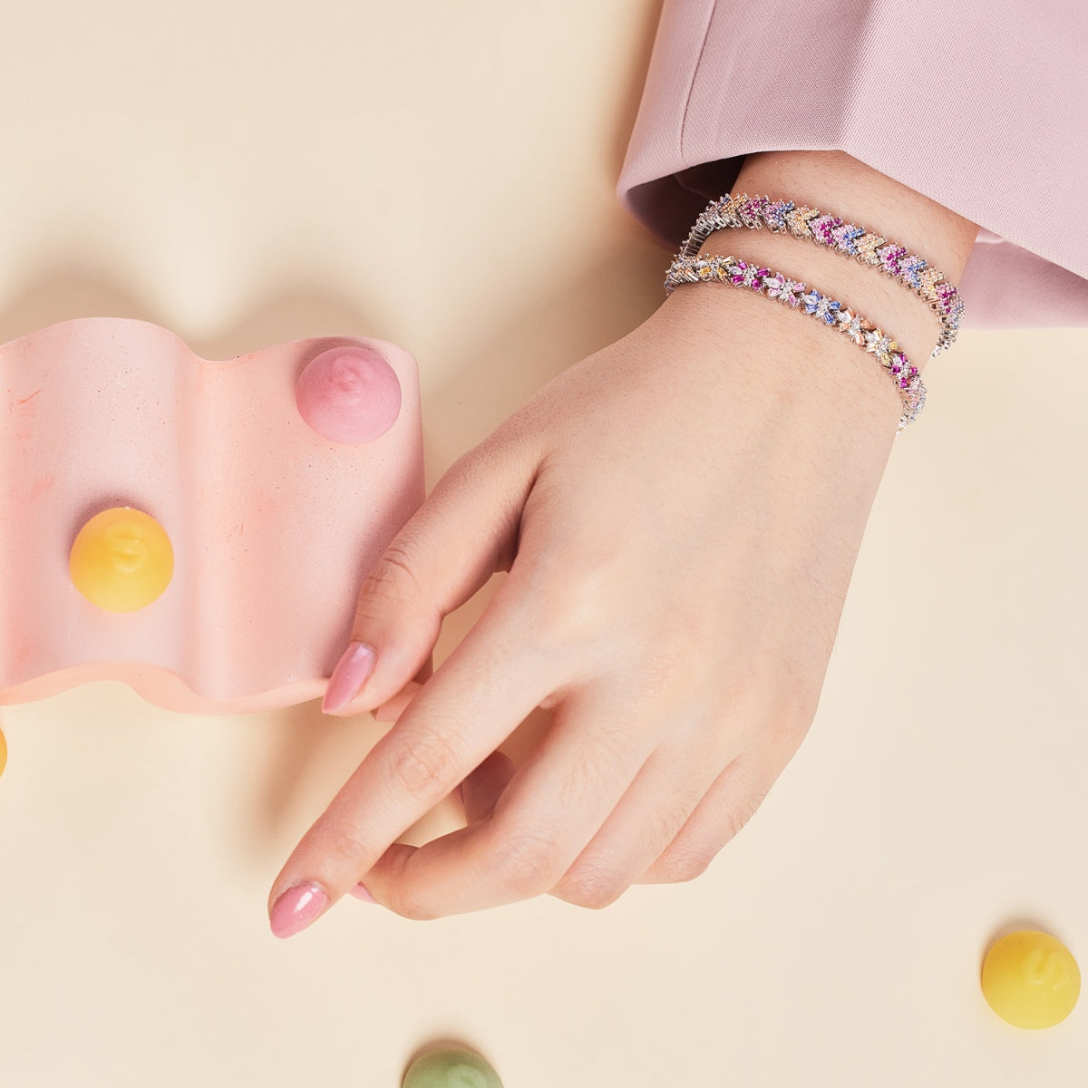 [Raffine]Pulsera de fiesta adornada con corte redondo brillante