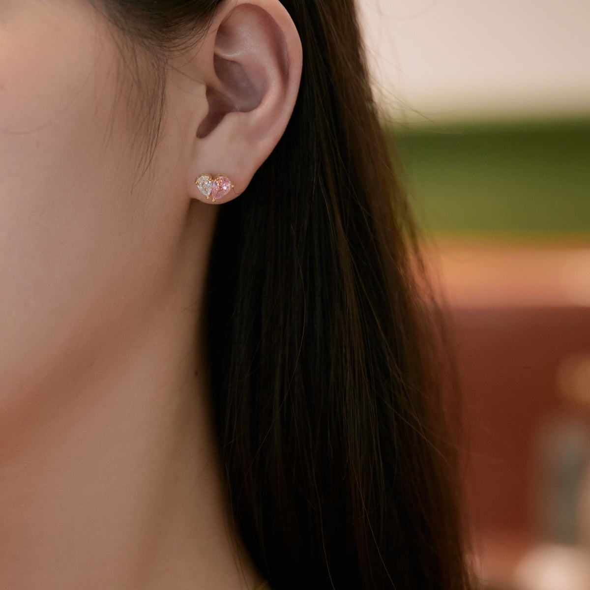 [Raffine]Dazzling Elegant Heart Cut Lover Earrings