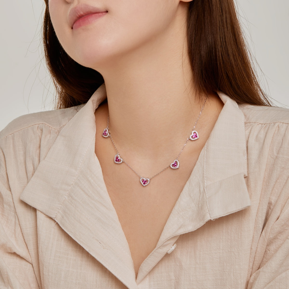 [Raffine]Sparkling Five Heart Necklace