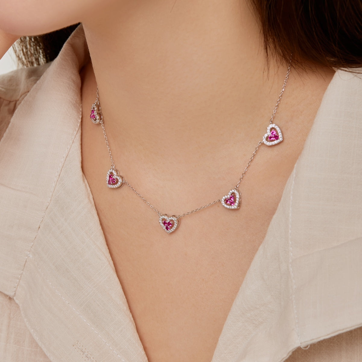 [Raffine]Sparkling Five Heart Necklace