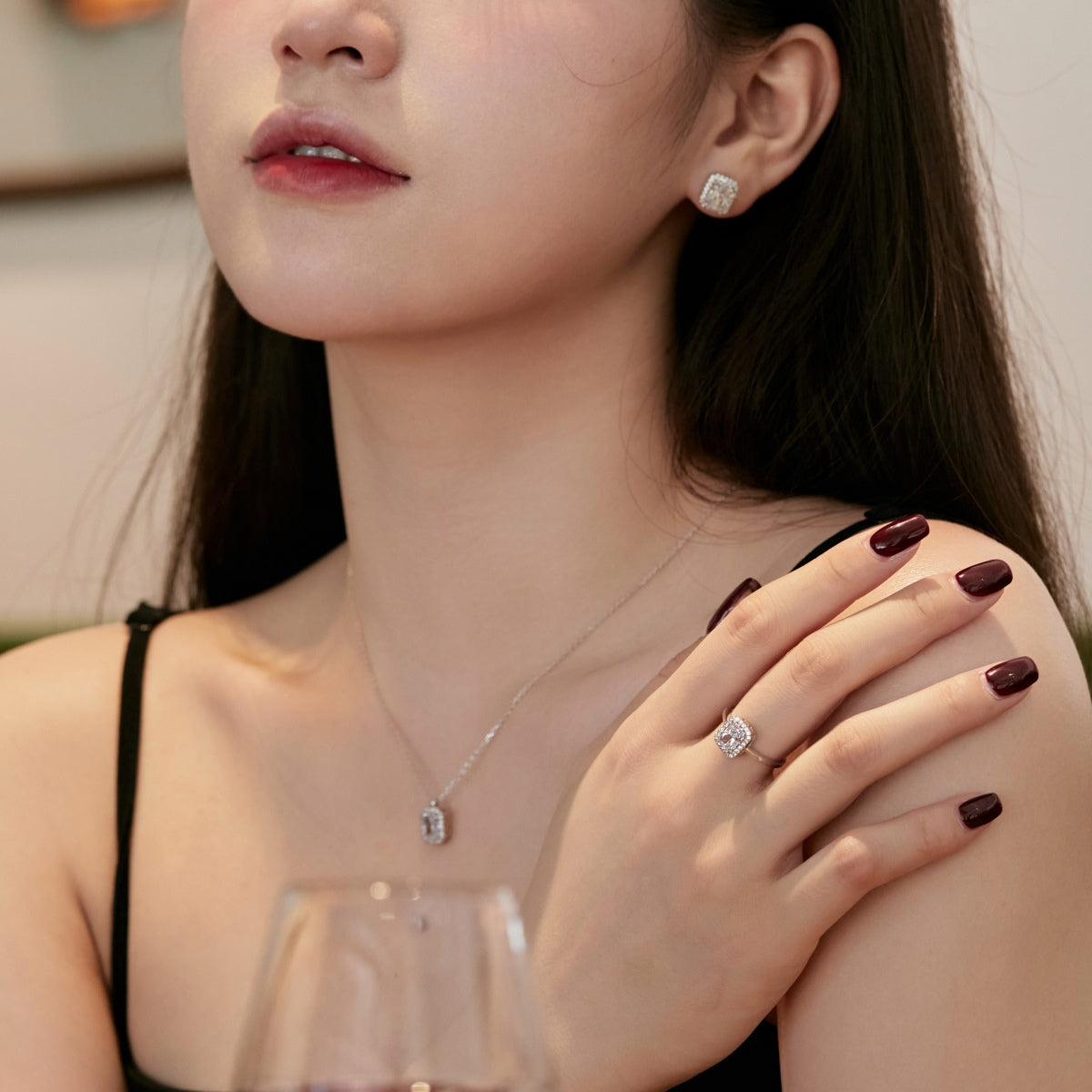 [Raffine]1.0 Carat Luxurious Dainty Emerald Cut Daily Earrings