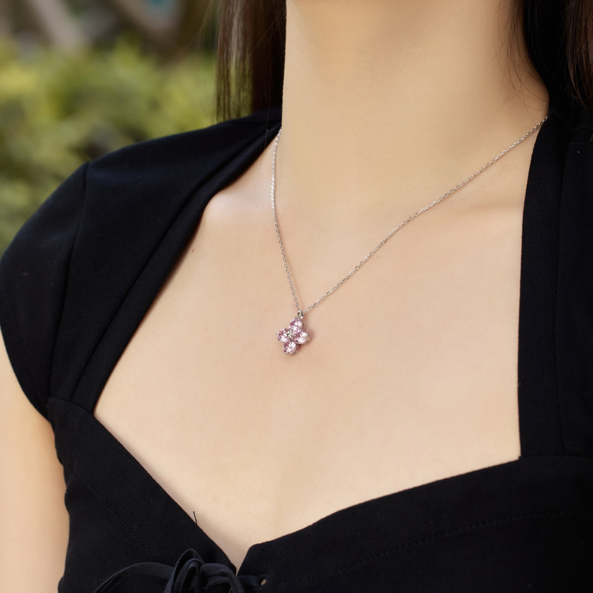 [Raffine]Collar de trébol de cuatro hojas y estrella de ocho puntas