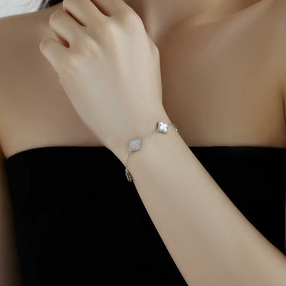 [Raffine] Pulsera exquisita de trébol de cuatro hojas