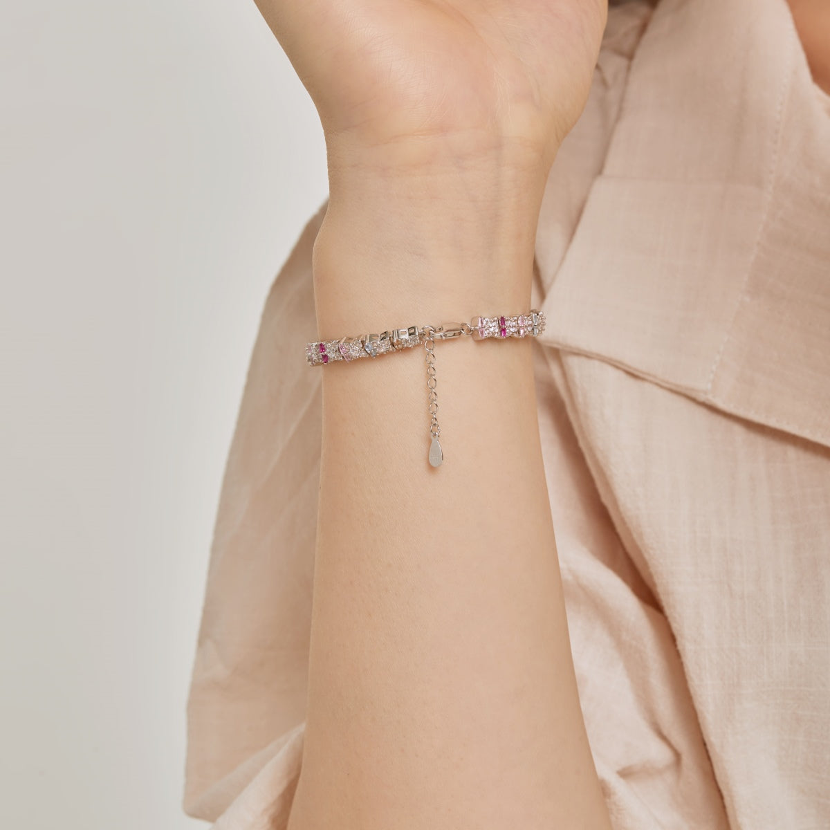 [Raffine] Pulsera diaria única con forma de flor colorida