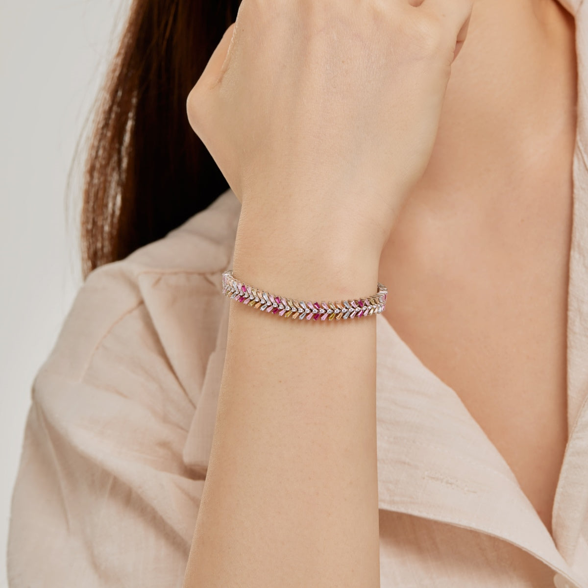 [Raffine]Pulsera diaria delicada con corte esmeralda radiante
