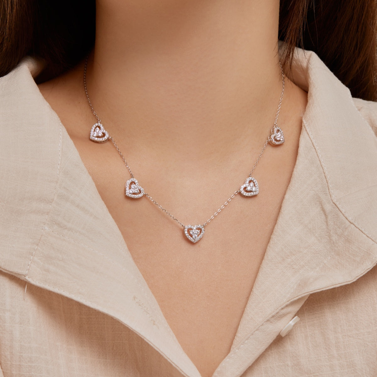 [Raffine]Sparkling Five Heart Necklace