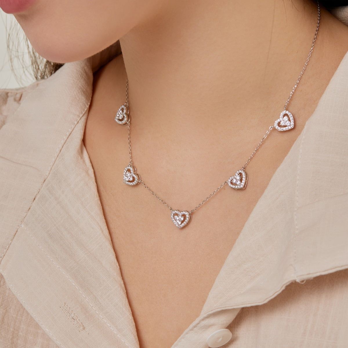 [Raffine]Sparkling Five Heart Necklace