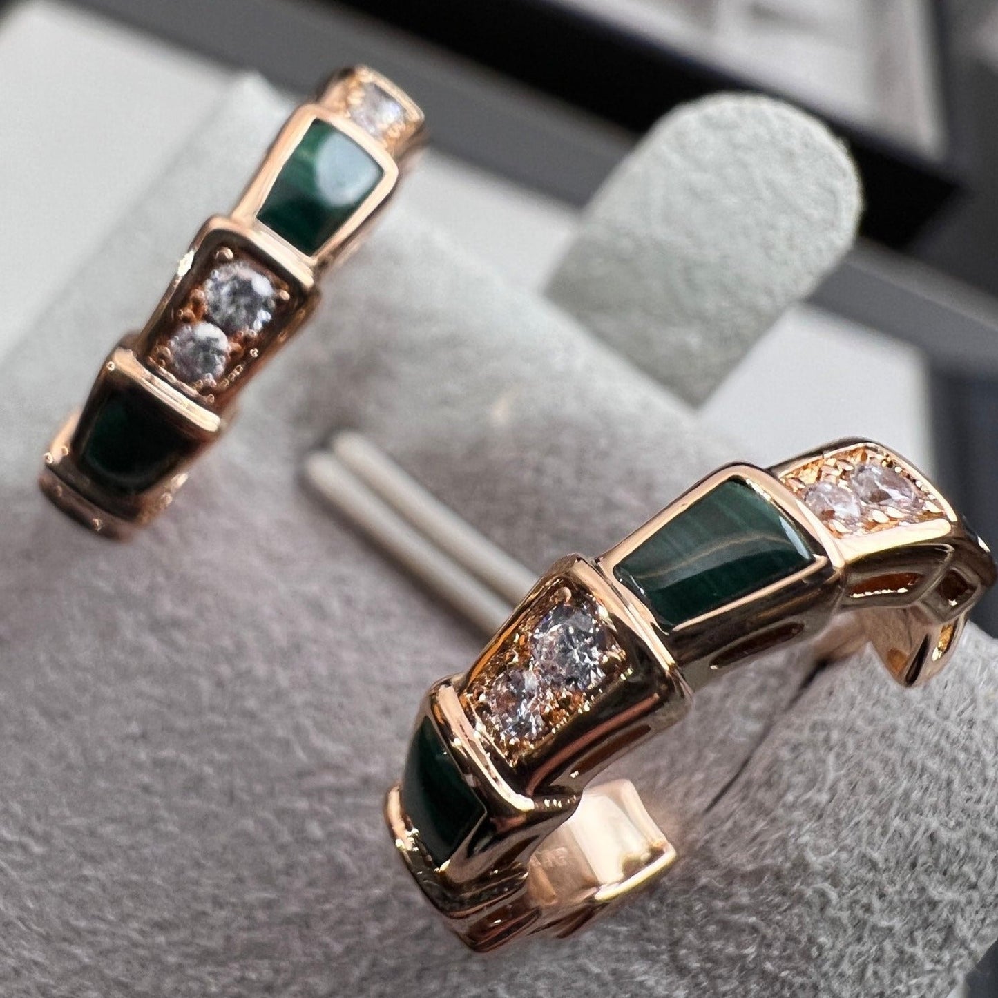 [Raffine]SERPENTI MALACHITE PINK GOLD EARRINGS