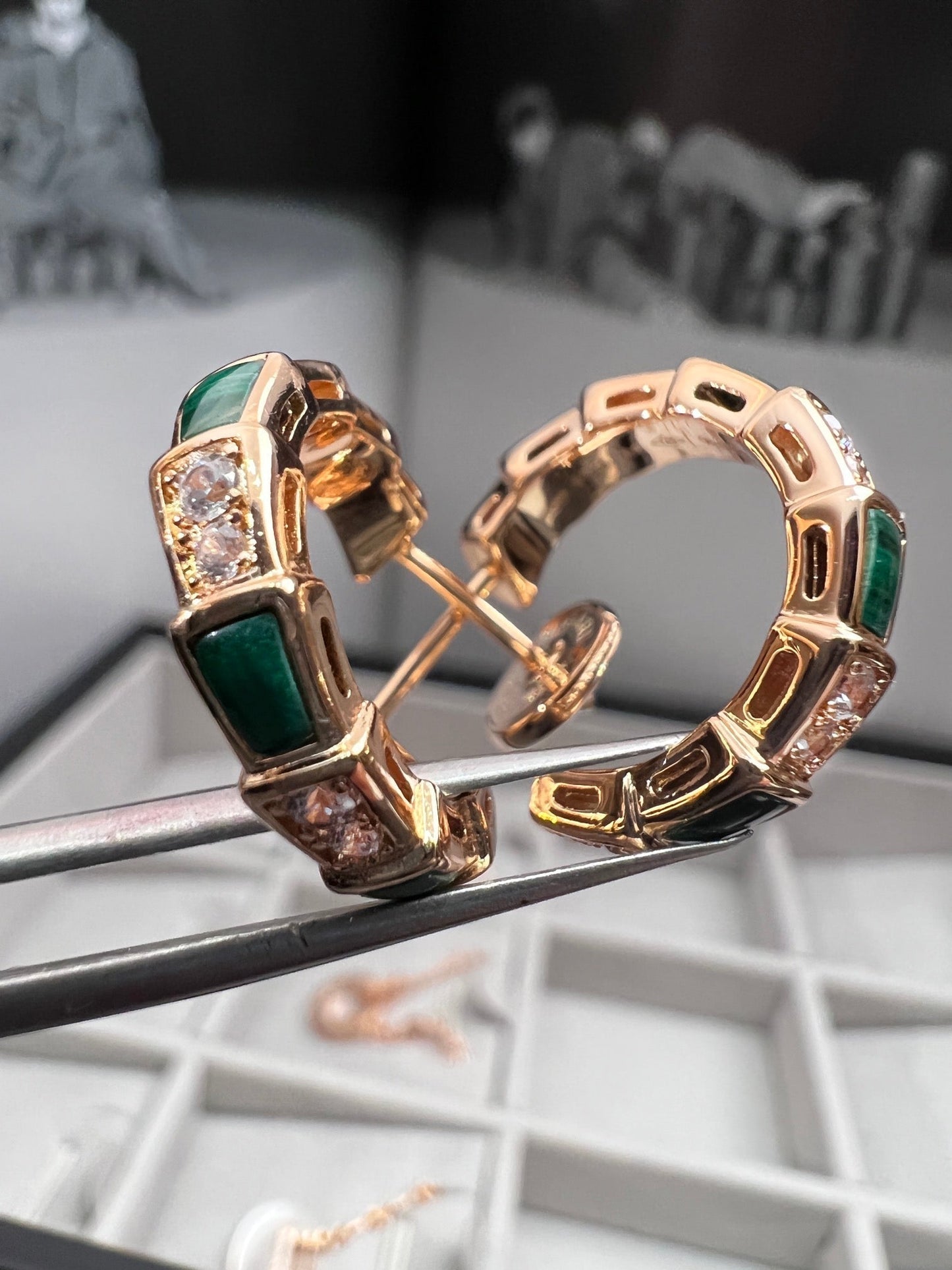 [Raffine]SERPENTI MALACHITE PINK GOLD EARRINGS