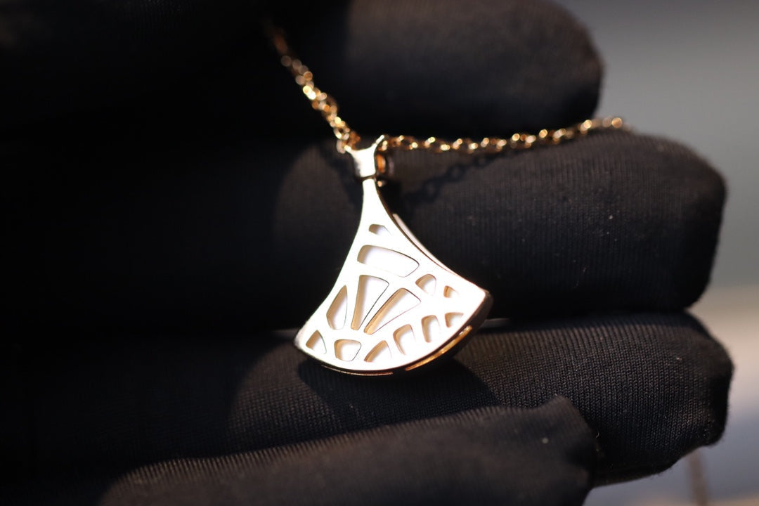 [Raffine]DREAM NECKLACE WHITE MOP PINK GOLD 1 DIAMOND