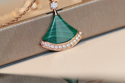 [Raffine] COLLAR DE SUEÑO MALAQUITA DIAMANTE