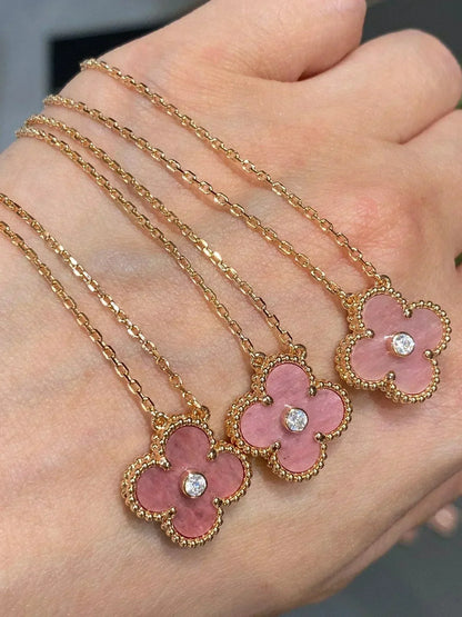 [Raffine] COLLAR DE RODONITA CON DIAMANTES DE 15 MM DE TRÉBOL
