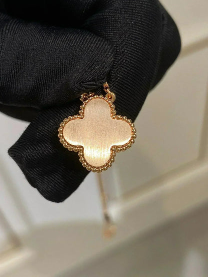 [Raffine] COLLAR DE RODONITA CON DIAMANTES DE 15 MM DE TRÉBOL
