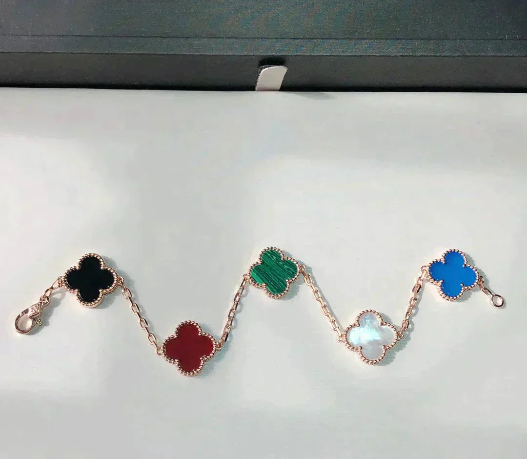 [Raffine]PULSERA MULTICOLOR TRÉBOL 5 MOTIVOS