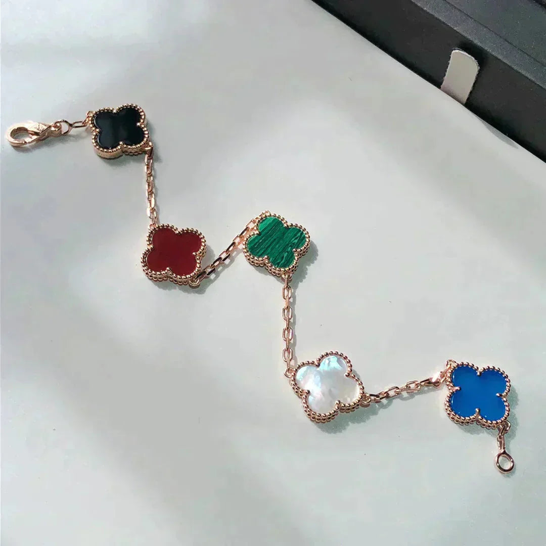 [Raffine]PULSERA MULTICOLOR TRÉBOL 5 MOTIVOS