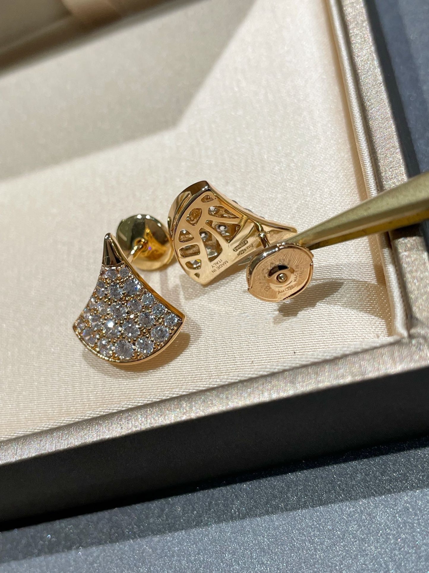 [Raffine]DREAM STUD EARRINGS DIAMOND