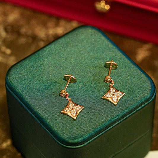 [Raffine]STAR DIAMONDS EARRINGS GOLD
