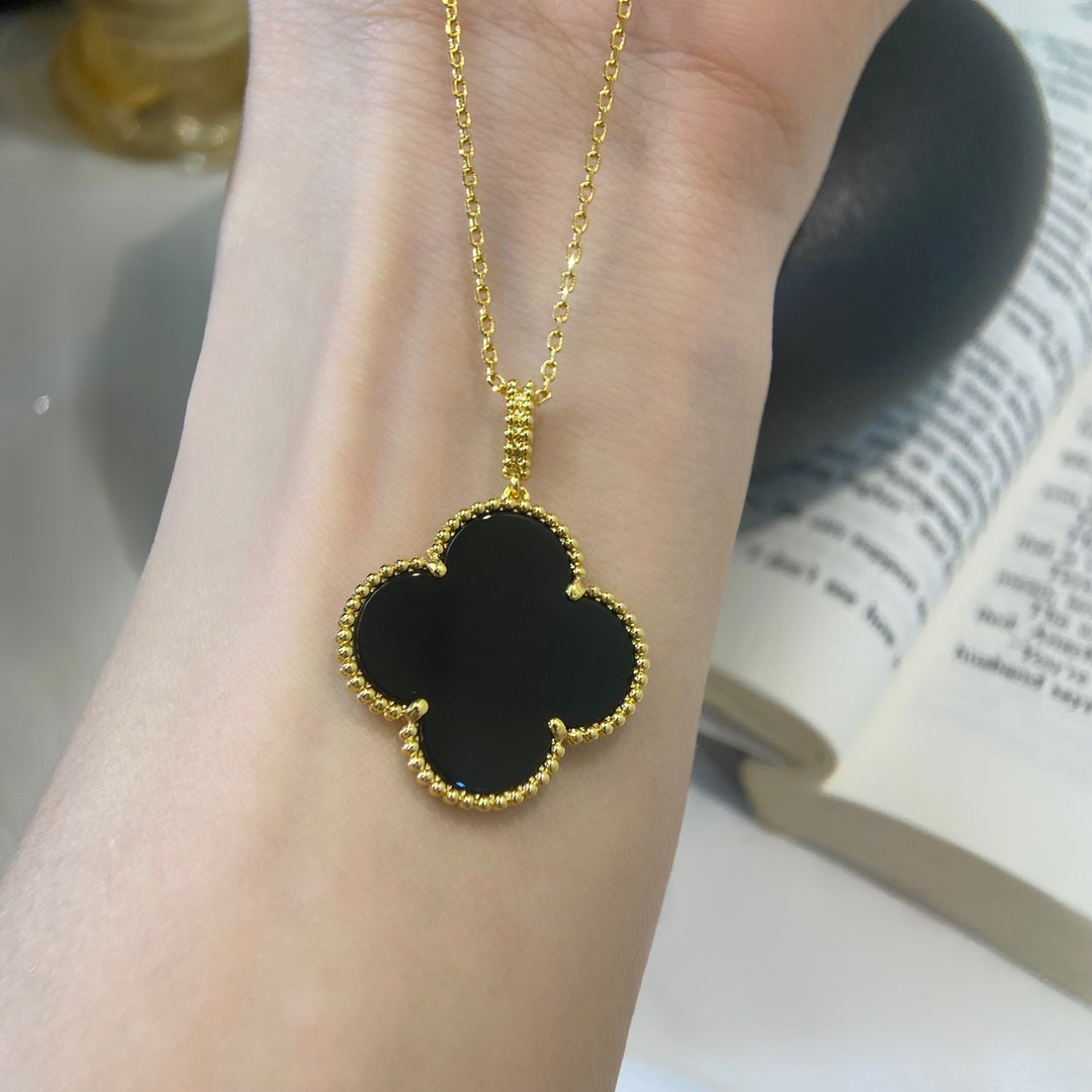 [Raffine] COLLAR TRÉBOL 25MM ORO ÓNIX