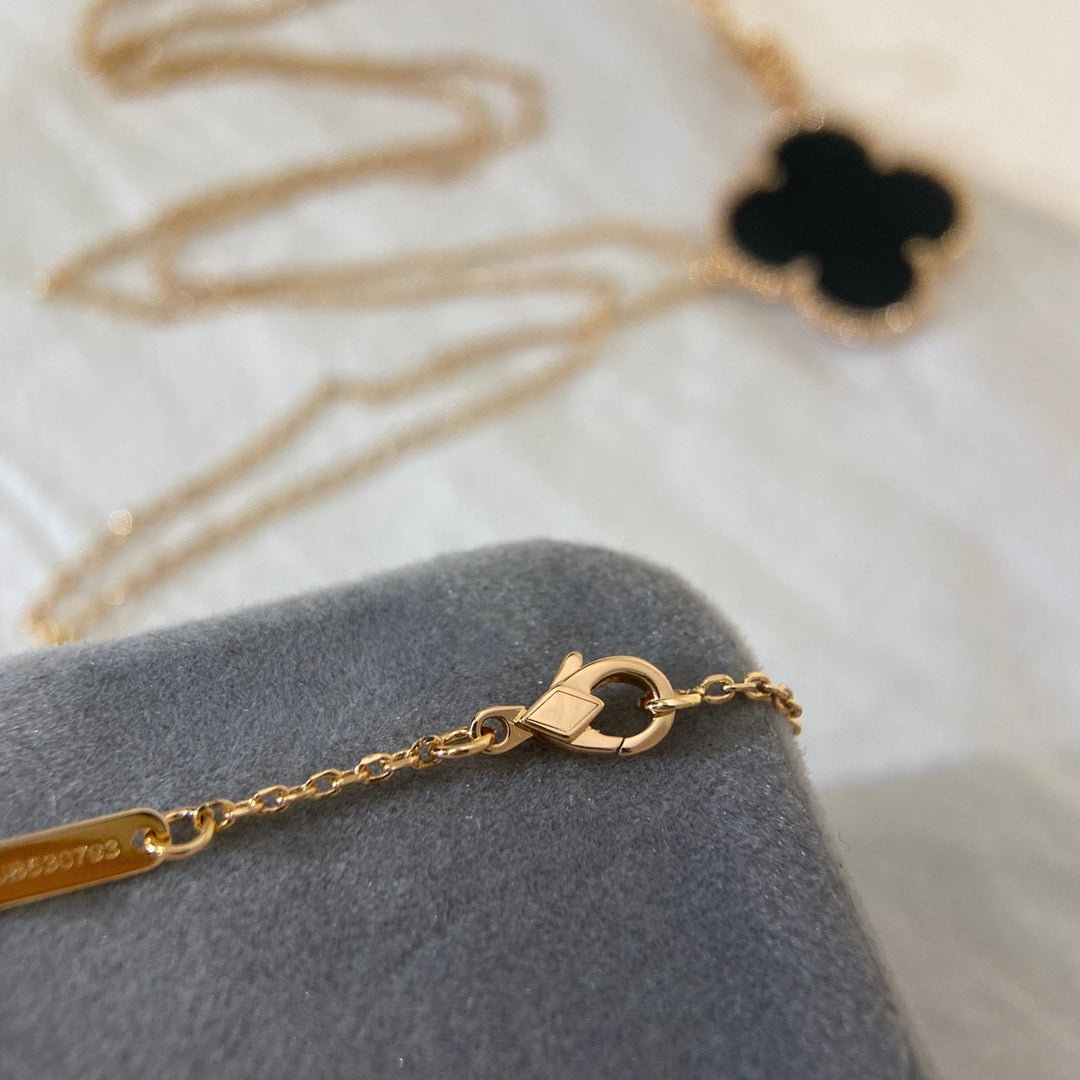 [Raffine] COLLAR TRÉBOL 25MM ORO ÓNIX