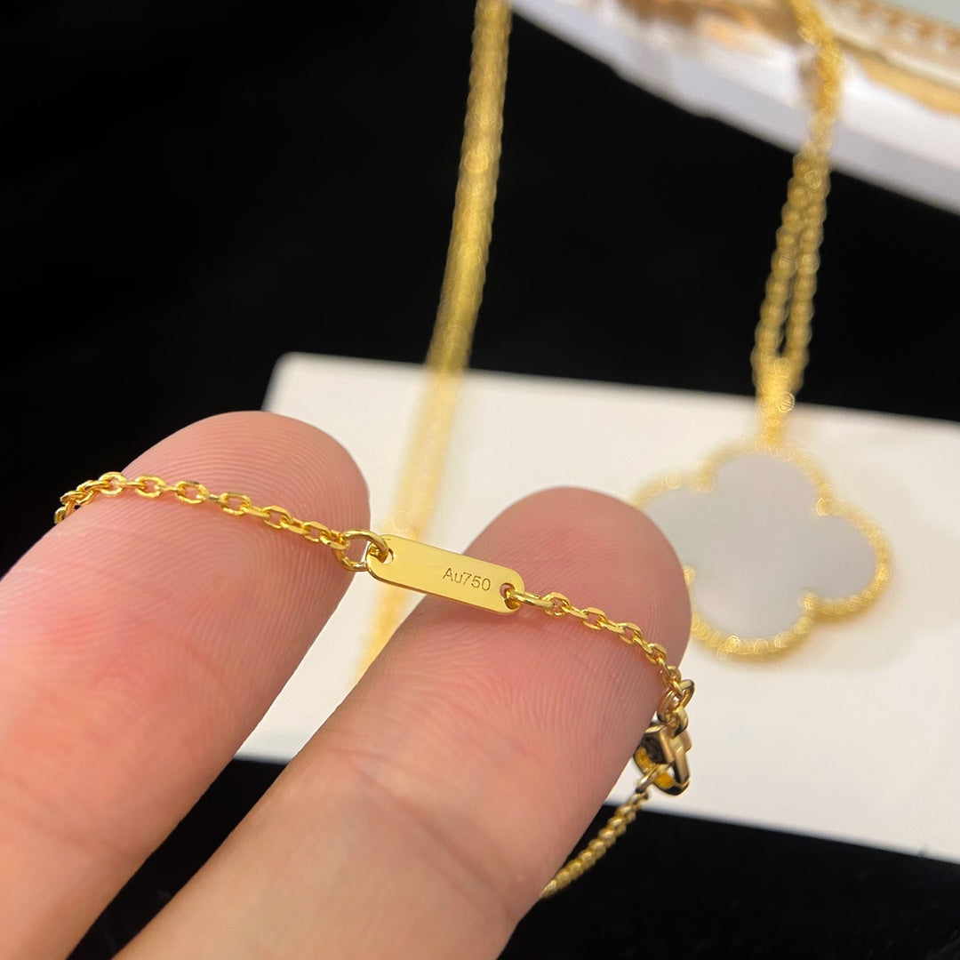 [Raffine] COLLAR CON COLGANTE GRANDE DE TRÉBOL DE 25 MM CON MOP