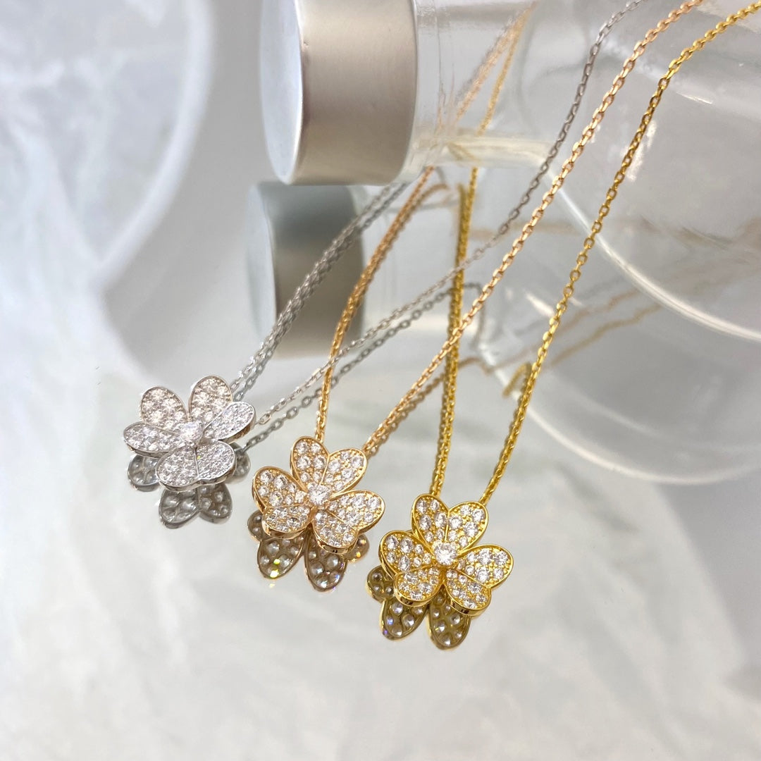 [Raffine]COLLAR DE DIAMANTES CON FLOR