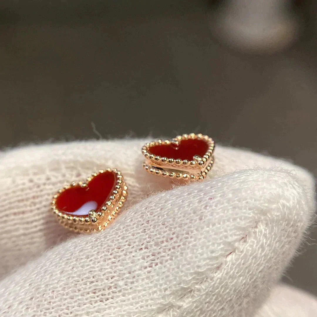 [Raffine]HEART CARNELIAN STUD EARRINGS