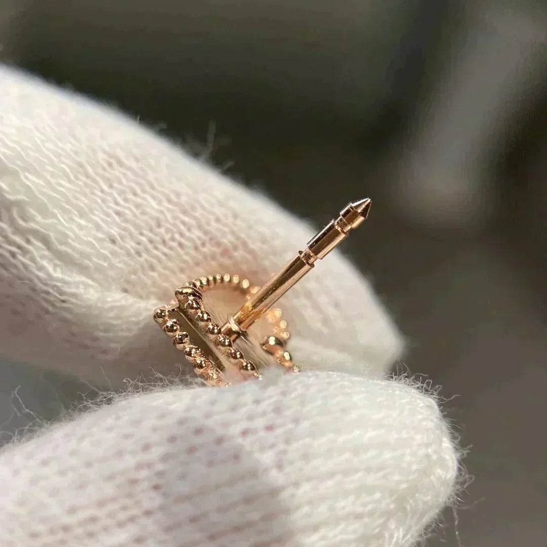 [Raffine]HEART CARNELIAN STUD EARRINGS